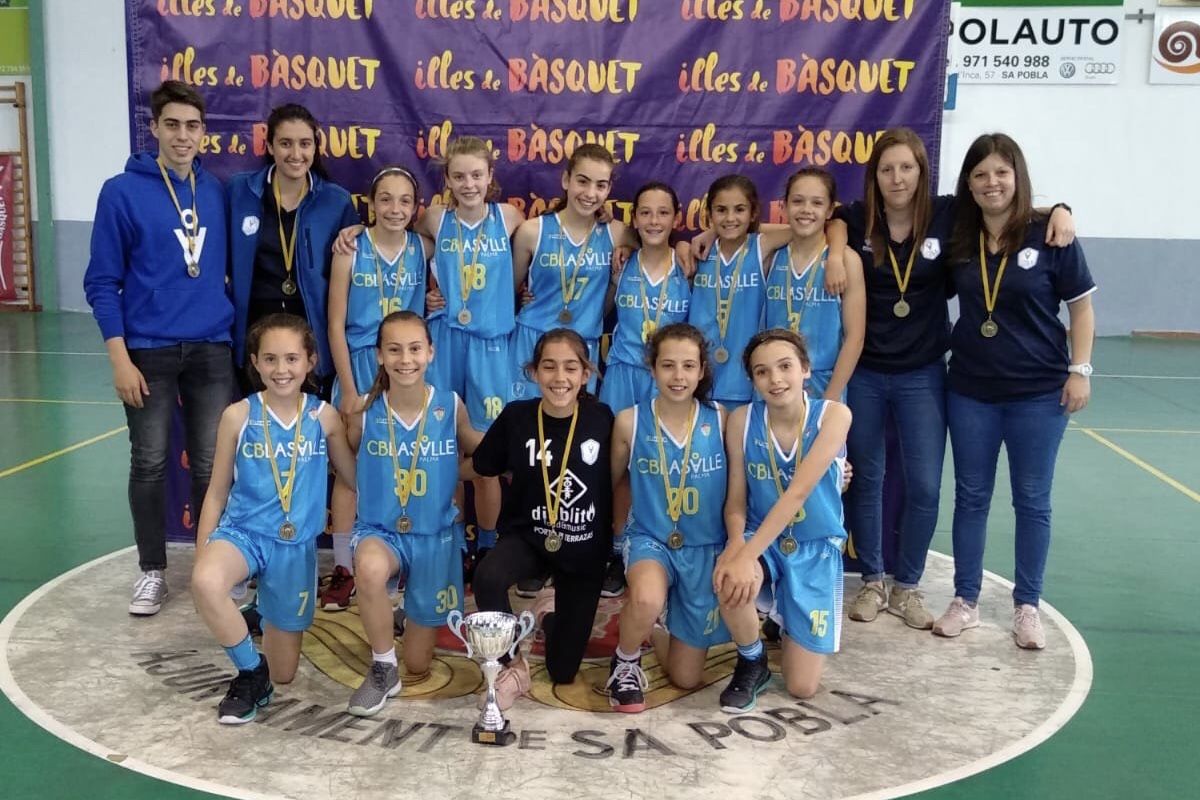 Mini femenino, subcampeón de Mallorca