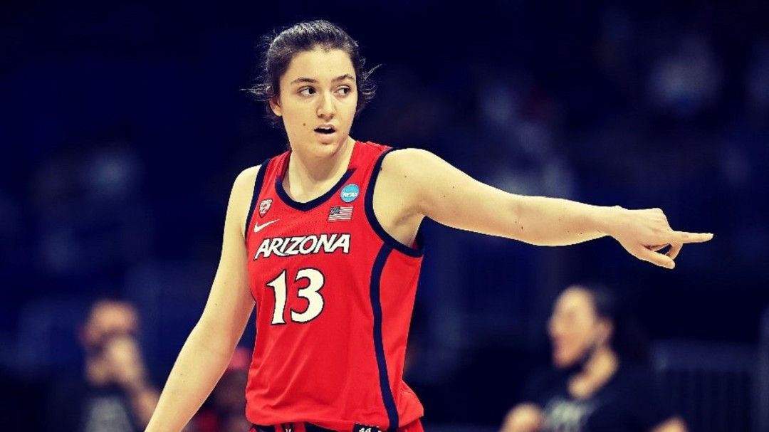 Helena Pueyo, subcampeonato de la NCAA