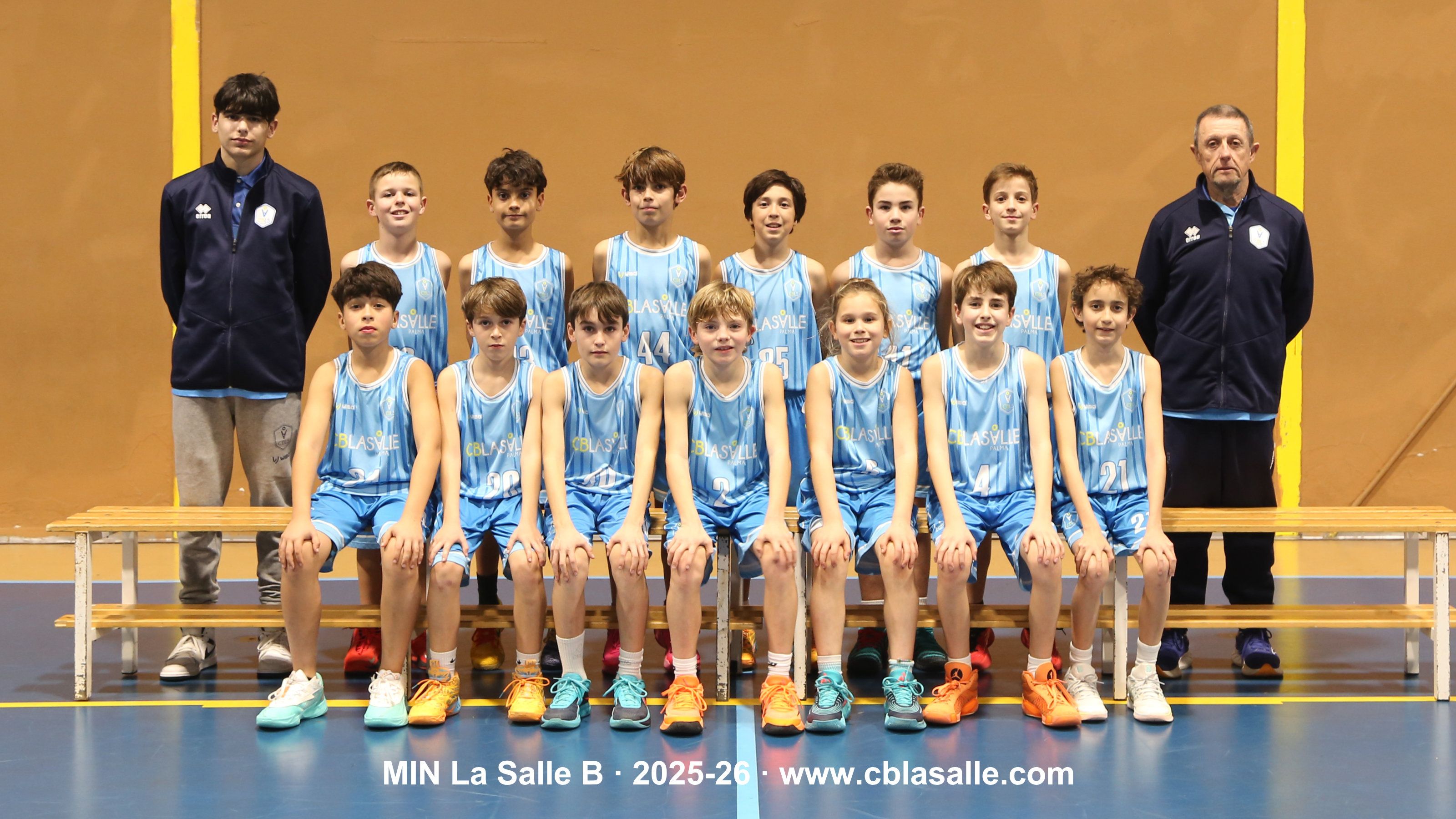 Mini Masculino Español B