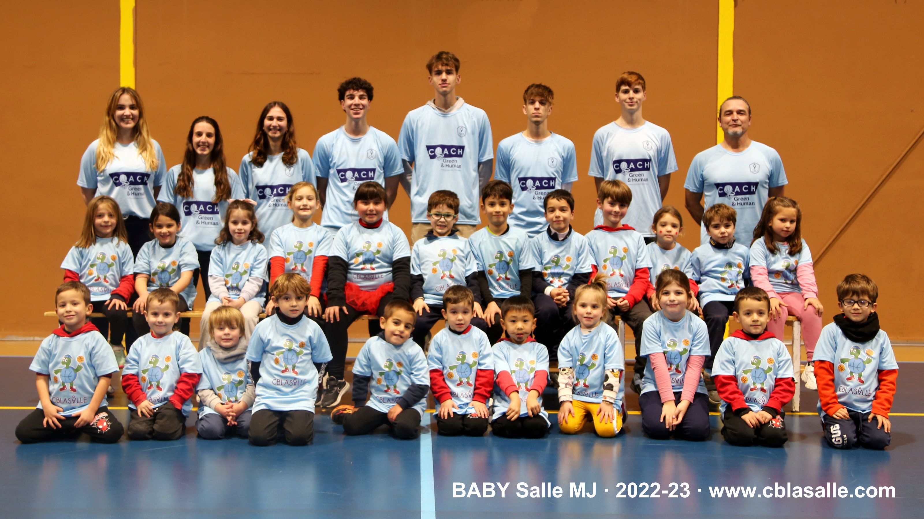 Escuela de baloncesto baby e iniciación, grupo de martes y jueves